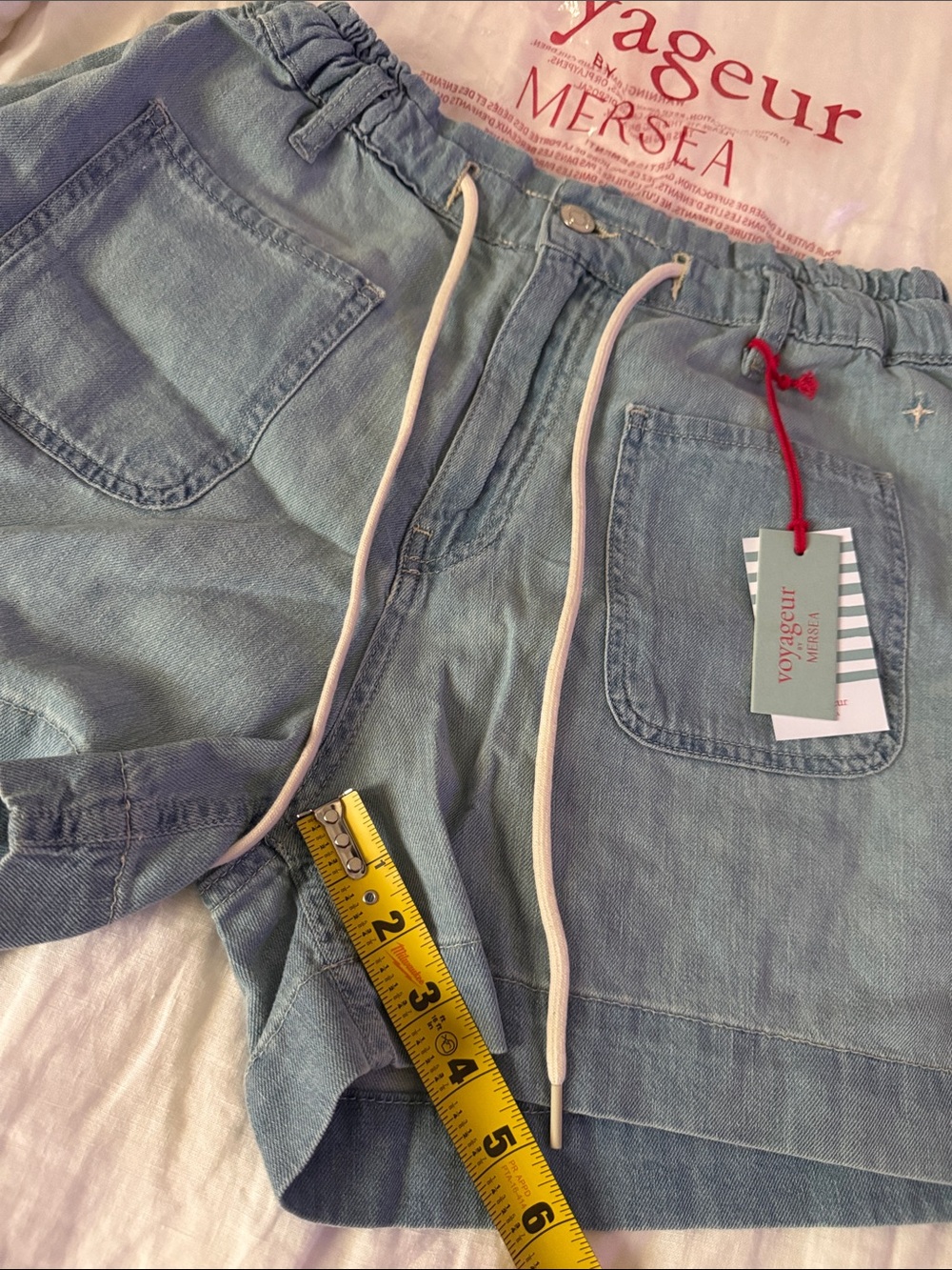 Voyageur Londonberry High-Waist Linen-Denim Shorts in Light Blue - Picture 10 of 10